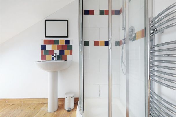 3 Bedroom House - End Terrace To Let - Photo 1