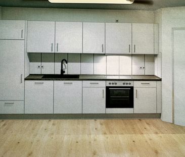 Stuhr: TOP renovierte 2 Zimmer Whg., neue EBK, großem Balkon, TG-St... - Foto 3