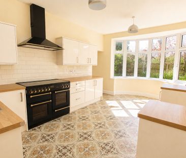 3 Bedroom , Chester - Photo 6