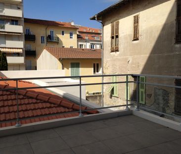 Location Appartement 2 pièces 37m² NICE 06100 - Photo 6