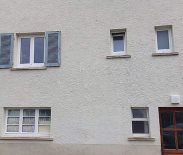 Böblingen 2 Zi.Altbau Whg.ca.60m2 Dusche Holz Kohle Heizung Euro 40... - Foto 1