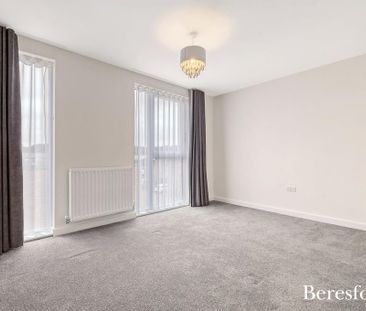 4 bedroom terraced house to rent - Photo 3