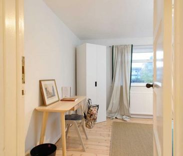 4 bedroom terraced house to rent - Photo 4