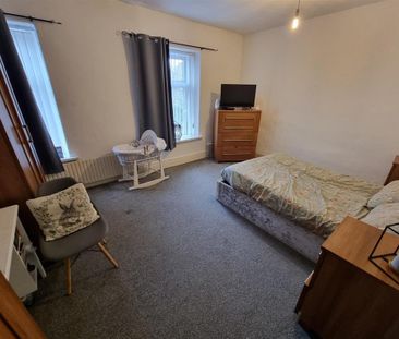 Penybryn Terrace, The Bryn, BLACKWOOD - Photo 3