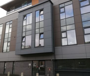 **Apply on line** 1 bed flat. City Living Scheme Leonard Charles - Photo 1