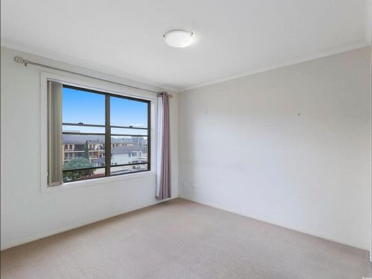 15 / 21-23 Bligh Street, Wollongong, NSW 2500 - Photo 1