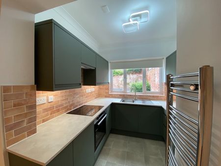 1 Bed Flat, Sherbrooke Road, NG5 - Photo 3