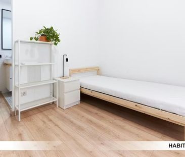 Calle Higuera de la Sierra, Sevilla, Andalusia 41008 - Foto 3