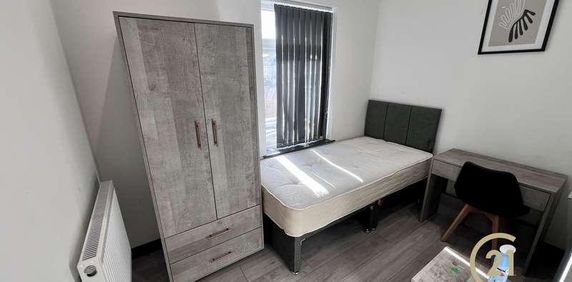 Pinkwell Avenue, UB3 - Photo 2