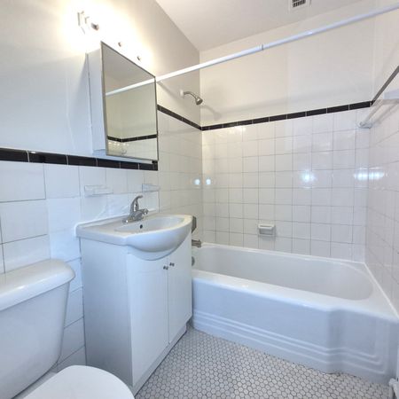 For Lease - 6 Glen Echo Road Unit# 305, Toronto, Ontario - Photo 5