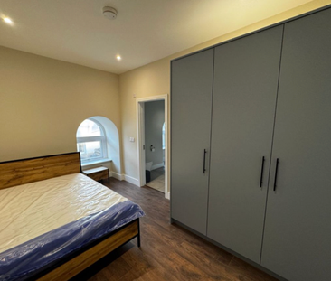 Apartment 3, 4 Father Mathew Street, Cork City Centre - Photo 3