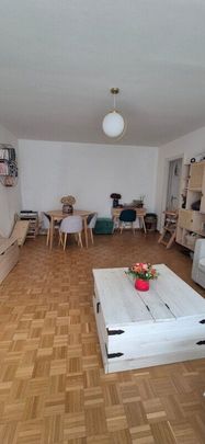 GENEVA CENTER 4-ROOM WITH BALCONY & CLOSED BOX - Photo 1