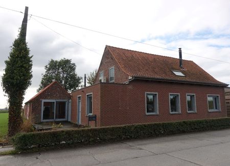 Te Huur: Ruime Woning aan de Westrozebekestraat 70 in Staden - Foto 2