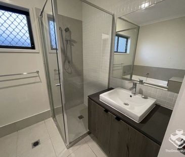 IMMACULATELY FAMILY HOUSE - Photo 6