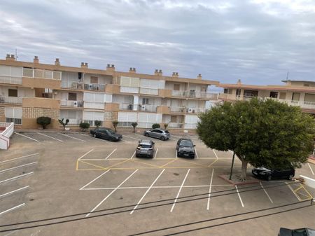 Piso de alquiler en Playa del Galán - Photo 2