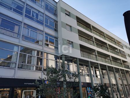A louer Appartement St Nazaire - plein centre ville -1 piï¿½ce(s) 29.75 m2 + balcon - Photo 3