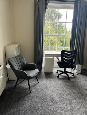 3 bedroom house share to rent - Photo 1