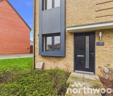 4 bedroom semi-detached house to rent - Photo 6