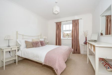 4 bedroom townhouse to rent - Photo 3