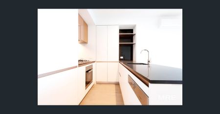 Ultimate convenience luxurious apartment in CBD - Photo 2