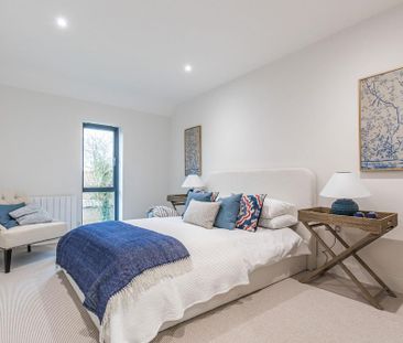 3 bedroom semi-detached house to rent - Photo 5