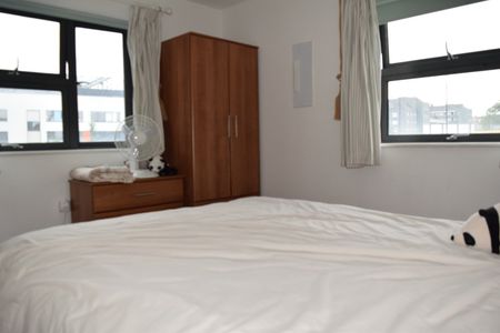 2 Bed Flat, Maltings Close, E3 - Photo 5