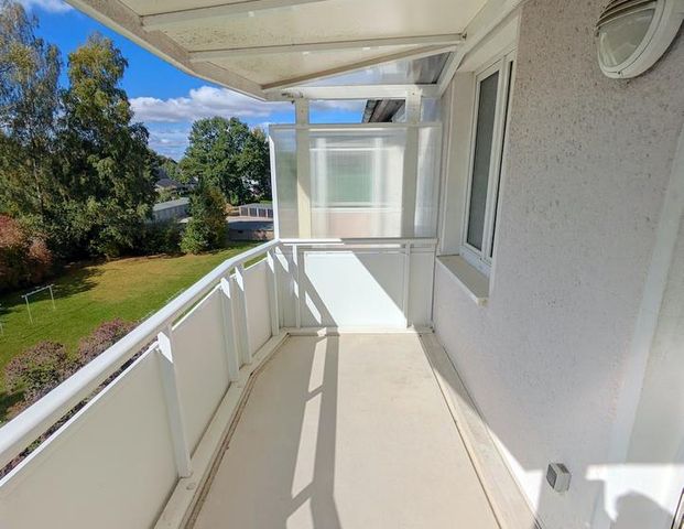 ++ schicke 2-Raum-Wohnung mit Balkon - in beruhigter Lage - Komfort & Gemeinschaft genießen! ++ - Photo 1