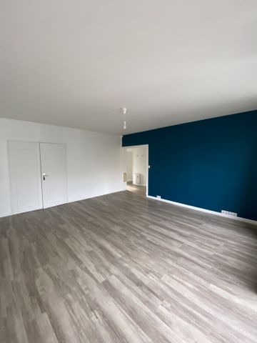 Location Appartement 3 pièces 81m² POITIERS 86000 - Photo 4