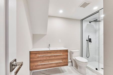 For Lease - 79 Strathavon Drive Unit# Basement, Toronto, Ontario - Photo 4