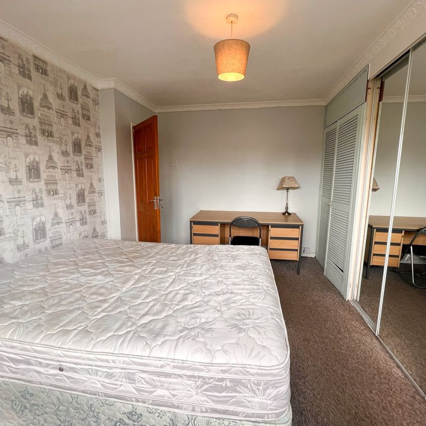Manor Road, Fishponds, BS16 2HU - Photo 1