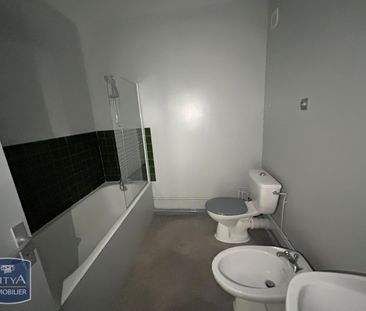 Location Appartement 1 pièce 49m² BOURGES 18000 - Photo 4