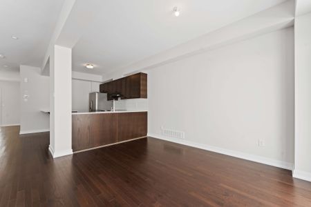 For Lease - 337 Cantering Drive, Stittsville - Munster - Richmond, Ontario - Photo 5