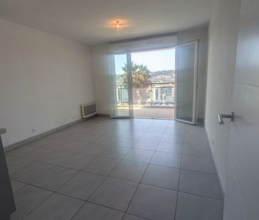 Location Appartement 1 pièce 24m² NICE 06200 - Photo 2