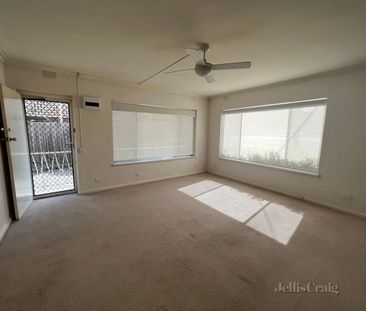1/40 Dundas Street, Thornbury - Photo 2