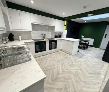 1 bedroom in a house share to rent - Photo 5