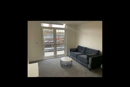 Room in a Shared Flat, Adelphi Street, M3 - Photo 4