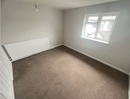 3 bedroom apartment to rent Stenson Road, Derby, DE23 - Photo 4