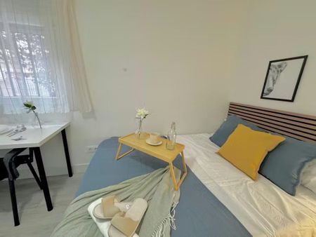 Calle Alhelí, Getafe, Community of Madrid 28903 - Photo 5