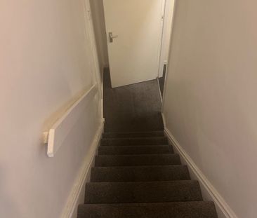 1 Bed Flat, Huntly Road, L6 - Photo 1