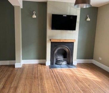 2 bedroom terraced house to rent - Photo 5