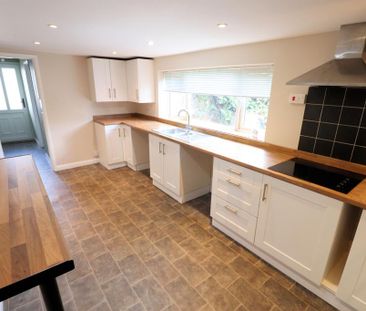 3 bedroom semi-detached house to rent - Photo 4