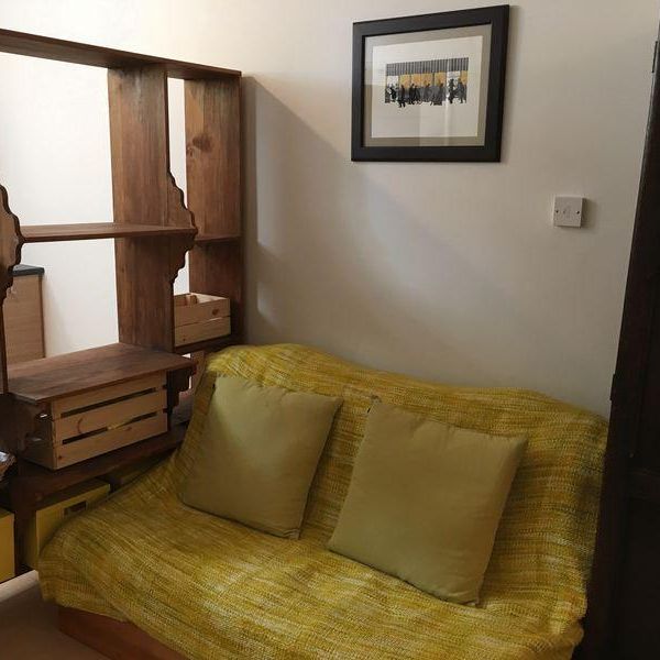 Studio to rent - Photo 1