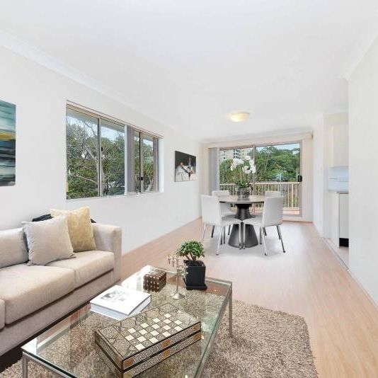 Sun Filled Top Floor Apartment - Photo 1