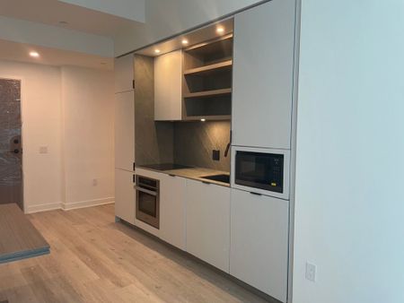 For Lease - 55 Charles Street Unit# 3007, Toronto, Ontario - Photo 4