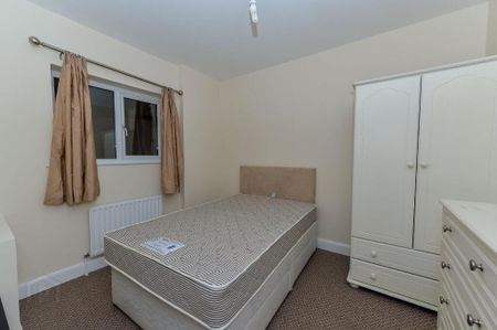 712 College Court Central, King Street, Belfast, BT1 6AD - Photo 4