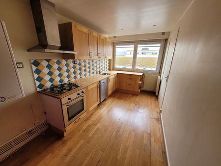 Location Appartement 2 pièces 62m² BOULOGNE SUR MER 62200 - Photo 4