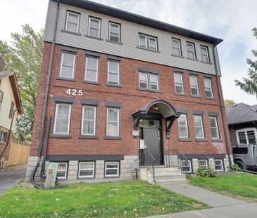 For Lease - 425 Mckenzie Avenue Unit# 2, London South, Ontario - Photo 3
