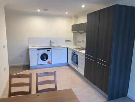 2 bedroom apartment to rent - Photo 5