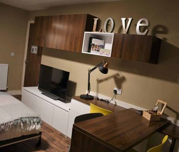 Deluxe Wet Room Studio - Photo 4