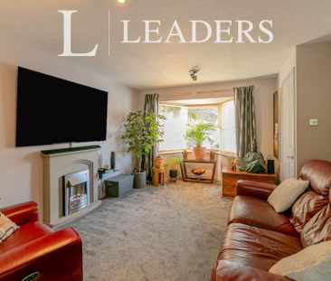 3 bedroom semi-detached house to rent - Photo 1